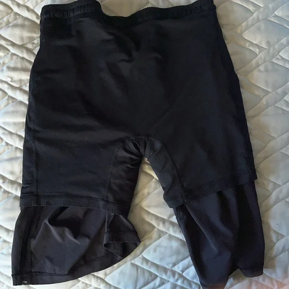 Lululemon Pace Breaker Lined Short 9" Medium (EUC) - Picture 16 of 16
